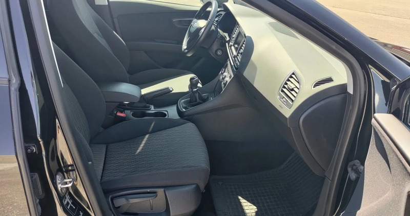 Seat Leon cena 43900 przebieg: 93000, rok produkcji 2016 z Suchań małe 172